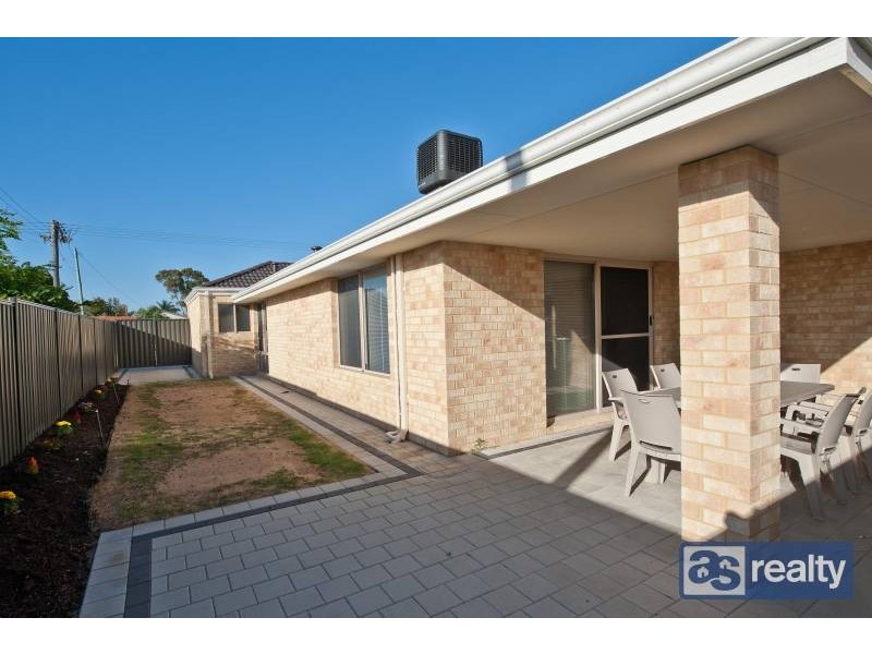 34 Broadway, Embleton WA 6062