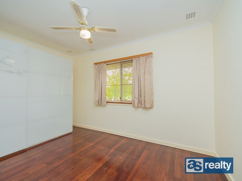 7 Bromley Street, Embleton WA 6062