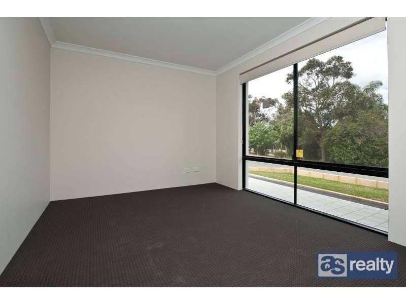 26 Mckenzie Way, Embleton WA 6062