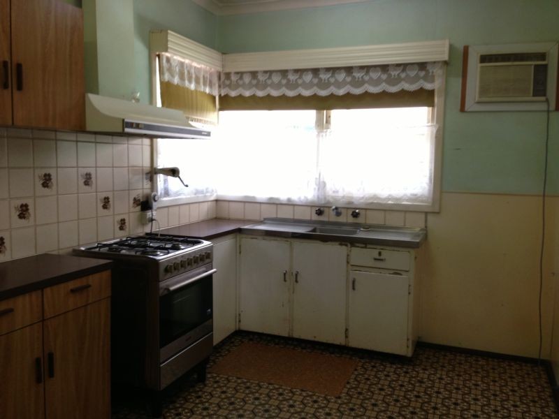 48 Maurice St, Embleton WA 6062