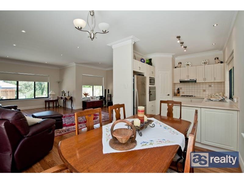 B/3 Sudlow Street, Embleton WA 6062