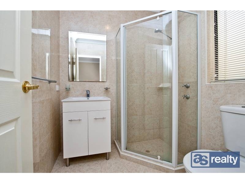 B/3 Sudlow Street, Embleton WA 6062