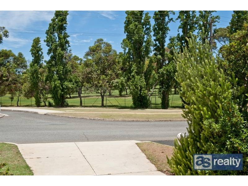 B/3 Sudlow Street, Embleton WA 6062