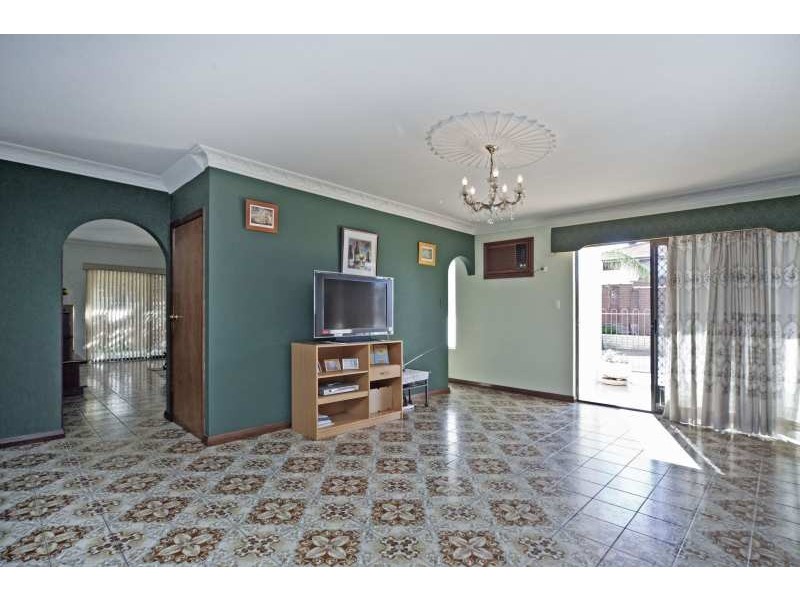 394 Alexander Drive, Dianella WA 6059