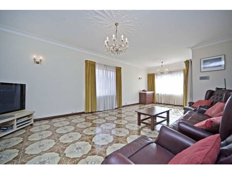 394 Alexander Drive, Dianella WA 6059