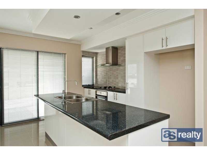 A/10 Parsons Street, Embleton WA 6062