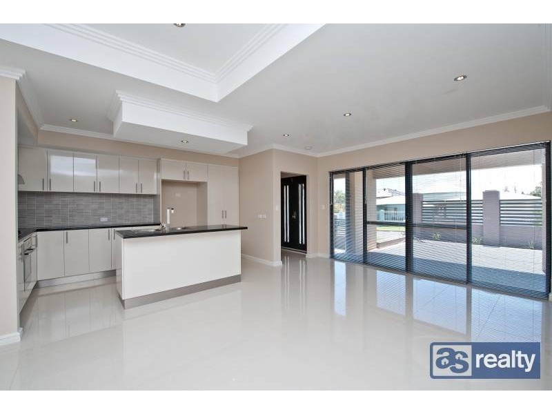 B/10 Parsons Street, Embleton WA 6062