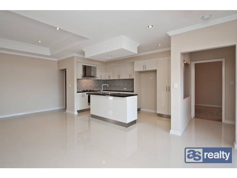 B/10 Parsons Street, Embleton WA 6062