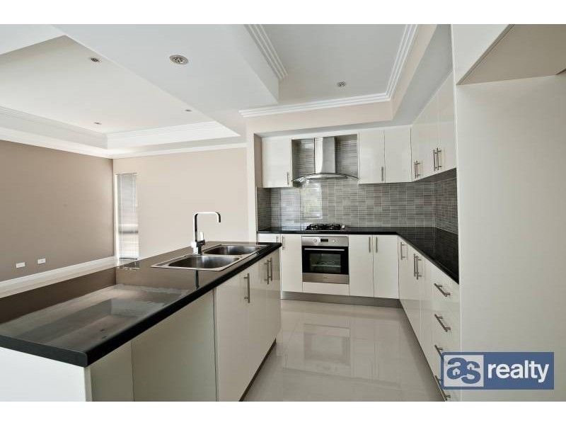 B/10 Parsons Street, Embleton WA 6062