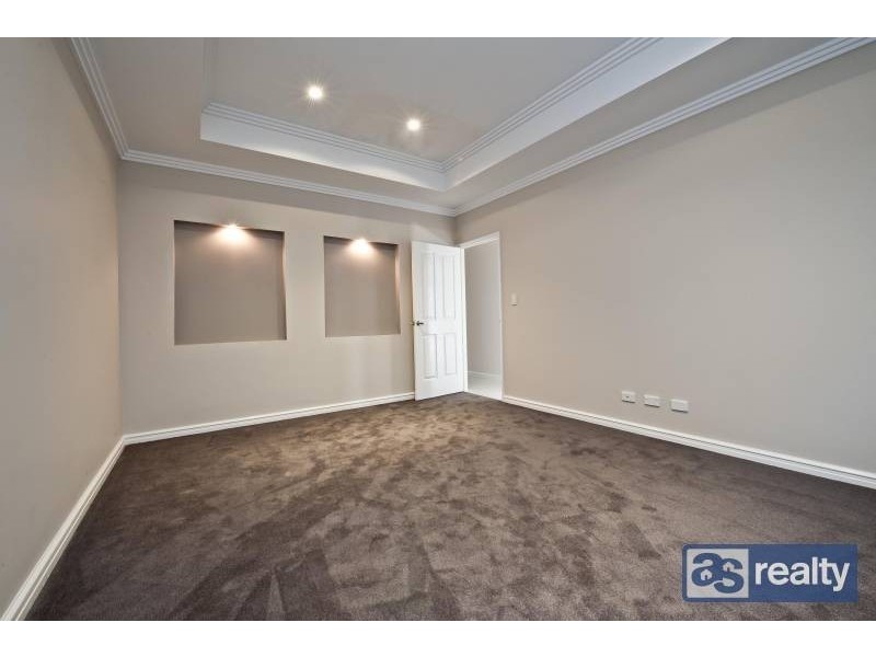 B/10 Parsons Street, Embleton WA 6062