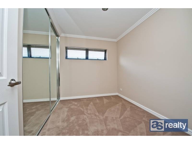 B/10 Parsons Street, Embleton WA 6062