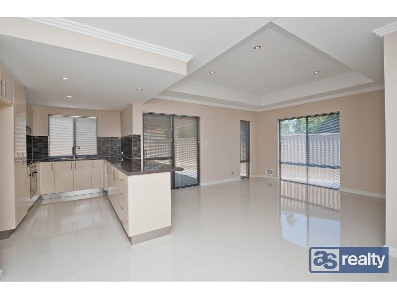 C/10 Parsons Street, Embleton WA 6062