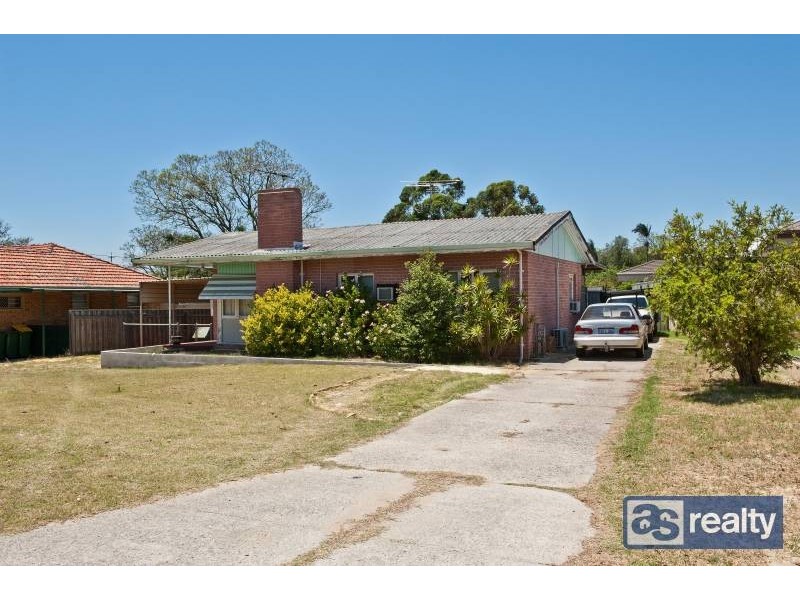 4 Ware Street, Embleton WA 6062