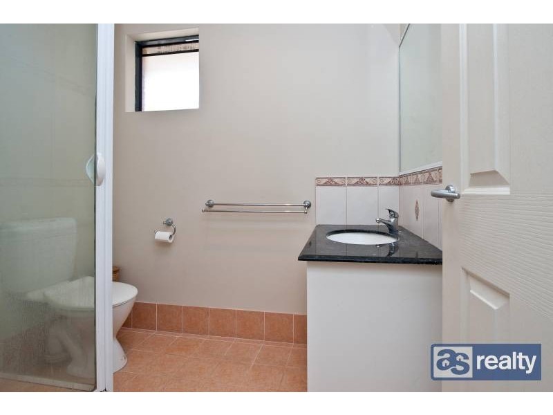 2/117B Beechboro Road, Bayswater WA 6053