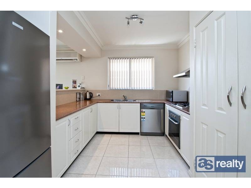 2/117B Beechboro Road, Bayswater WA 6053