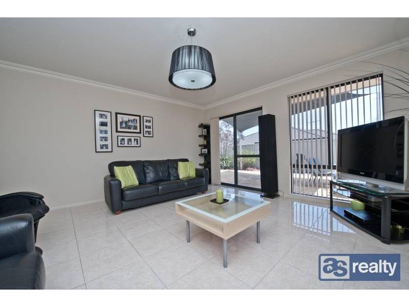 2/117B Beechboro Road, Bayswater WA 6053