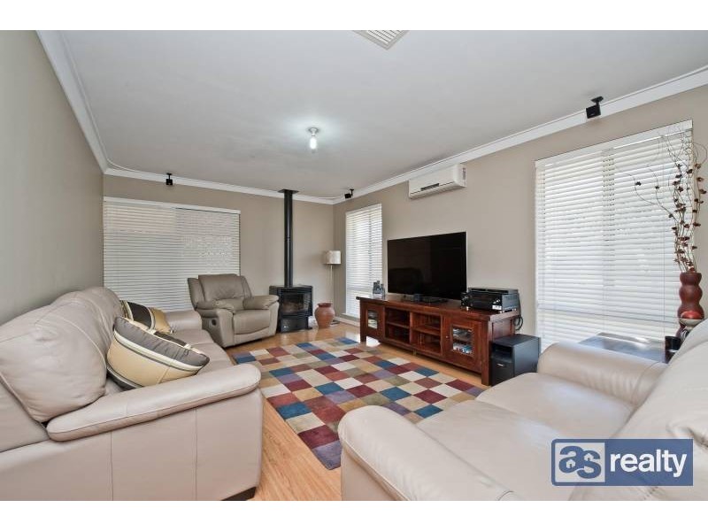 3 Ockley Square, Embleton WA 6062