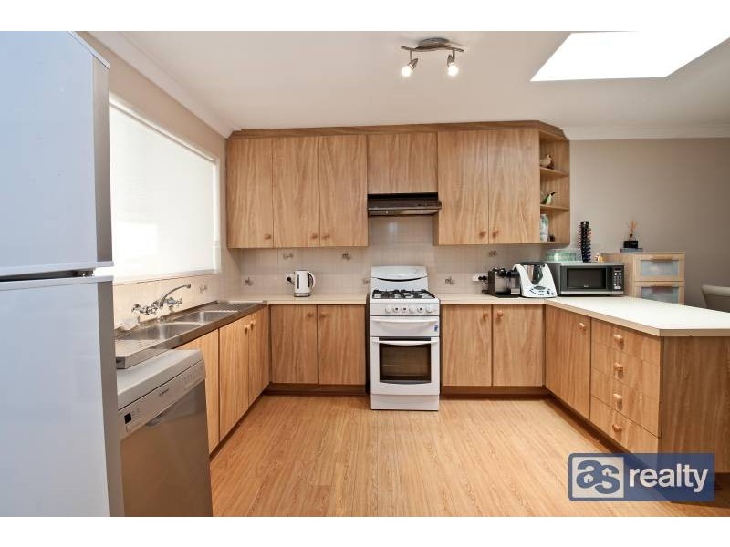 3 Ockley Square, Embleton WA 6062