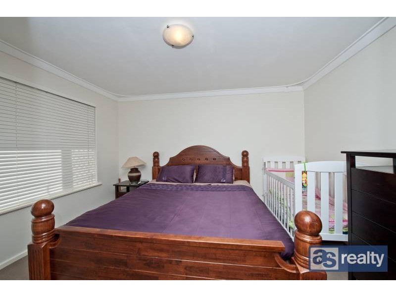 3 Ockley Square, Embleton WA 6062