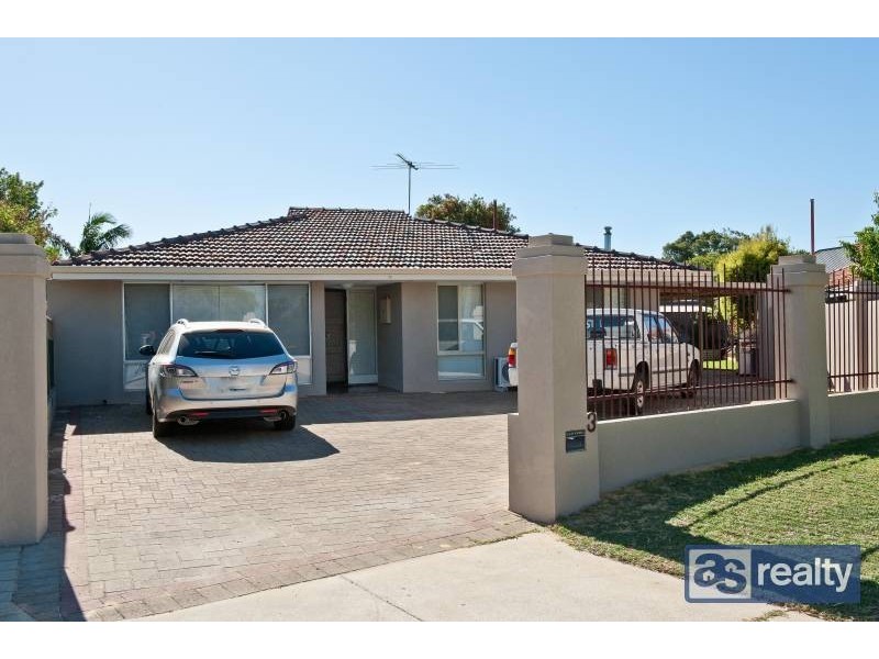 3 Ockley Square, Embleton WA 6062