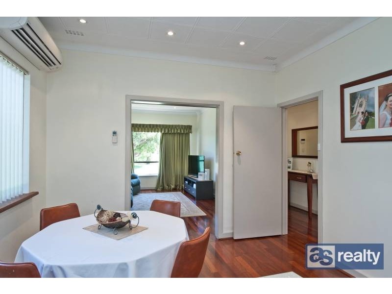 52 Hudson Street, Bayswater WA 6053