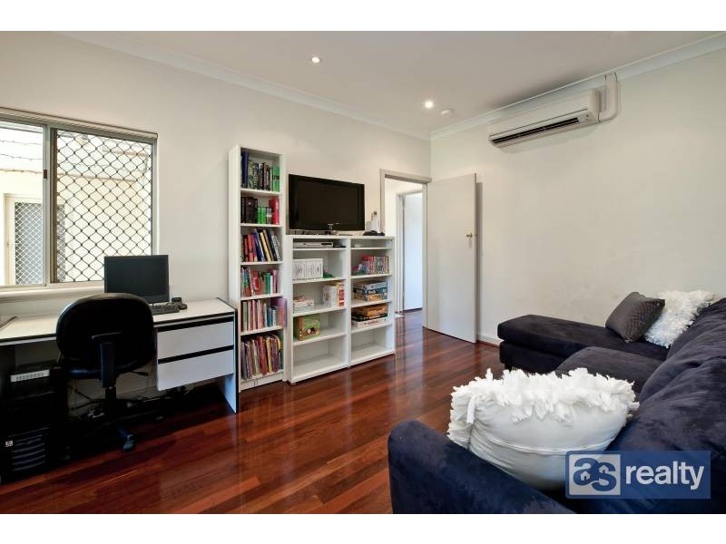 52 Hudson Street, Bayswater WA 6053