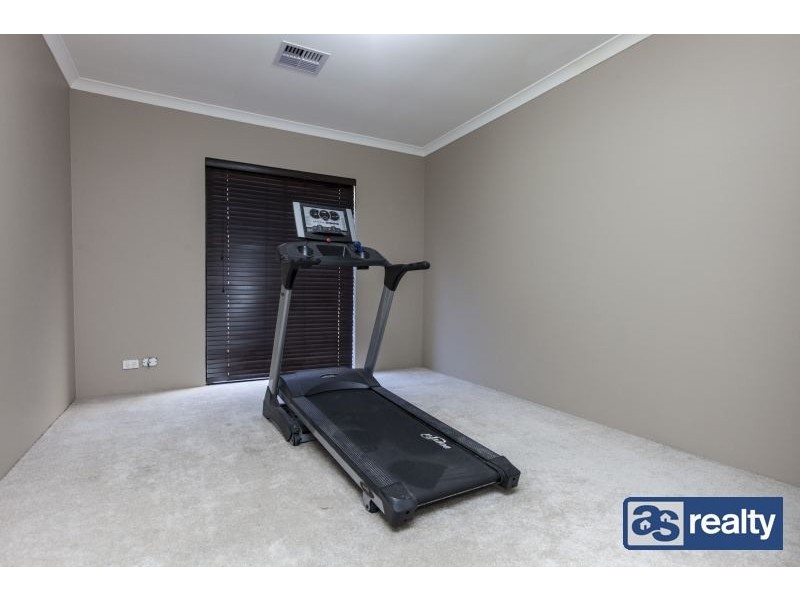 12A Sanderson Street, Embleton WA 6062