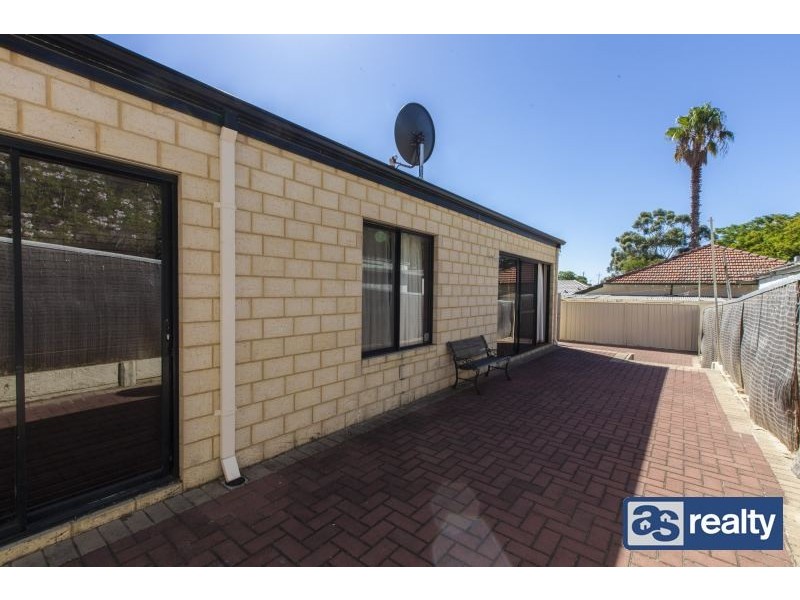 12A Sanderson Street, Embleton WA 6062