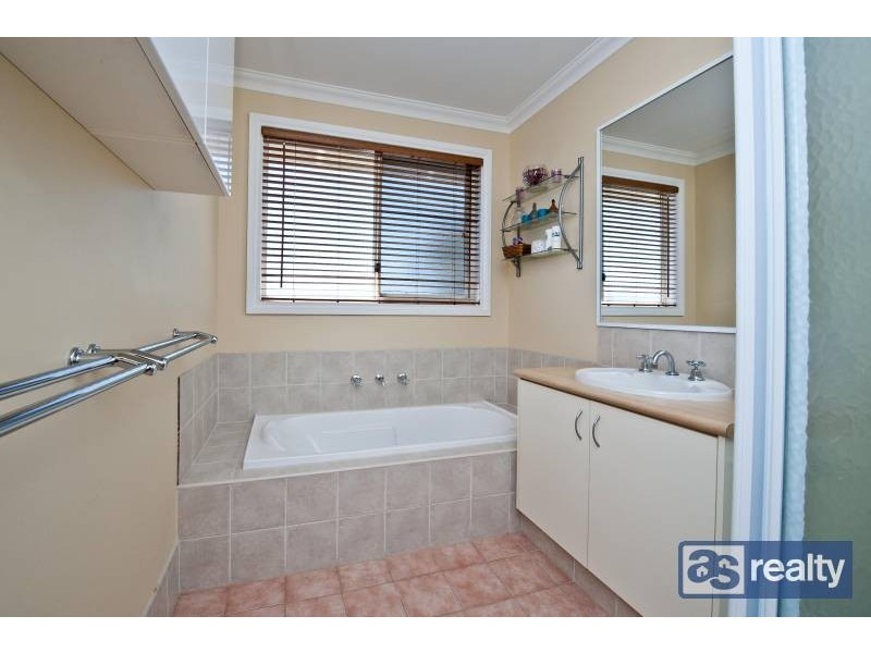 35 Hudson Street, Bayswater WA 6053