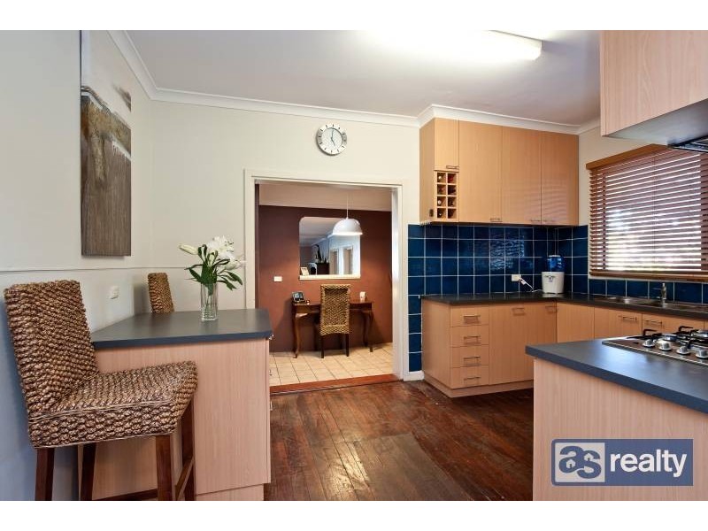 4 Irwin Road, Embleton WA 6062