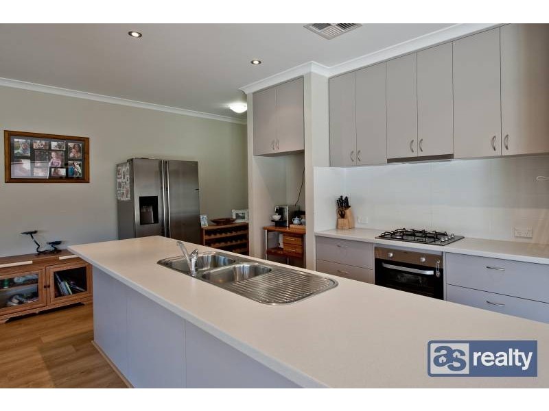 59 Holmwood Way, Embleton WA 6062