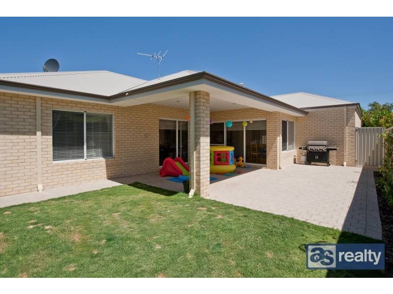 59 Holmwood Way, Embleton WA 6062