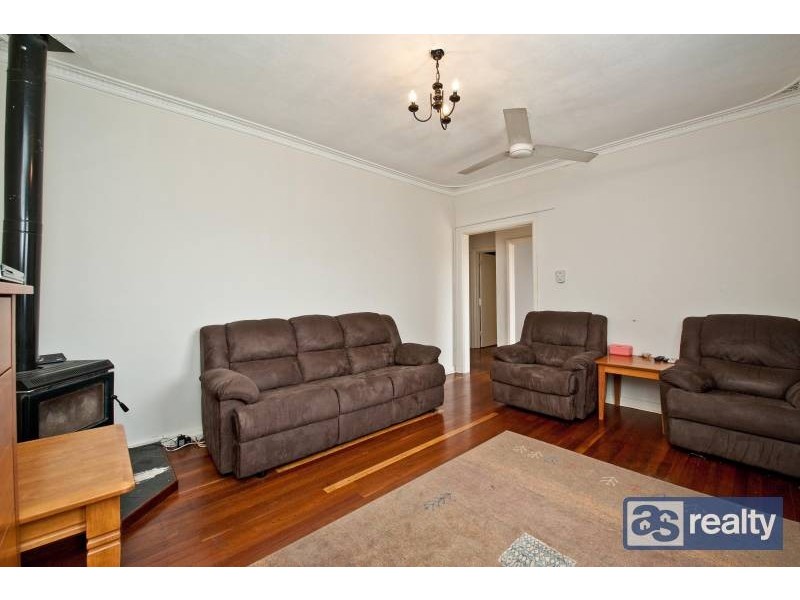 1 Henrietta Street, Bayswater WA 6053