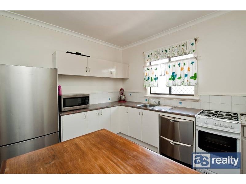1 Henrietta Street, Bayswater WA 6053