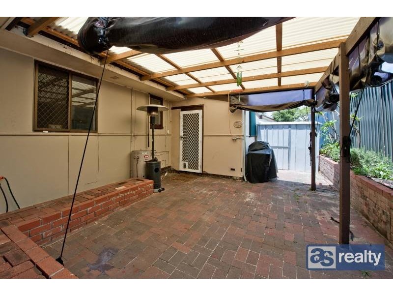 1 Henrietta Street, Bayswater WA 6053