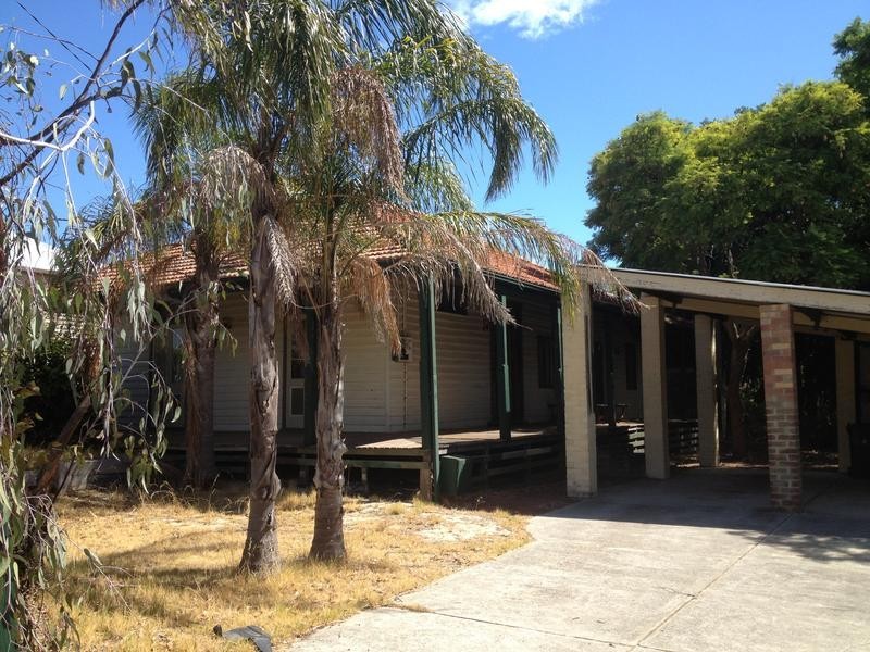 11 Fifth Avenue, Bassendean WA 6054