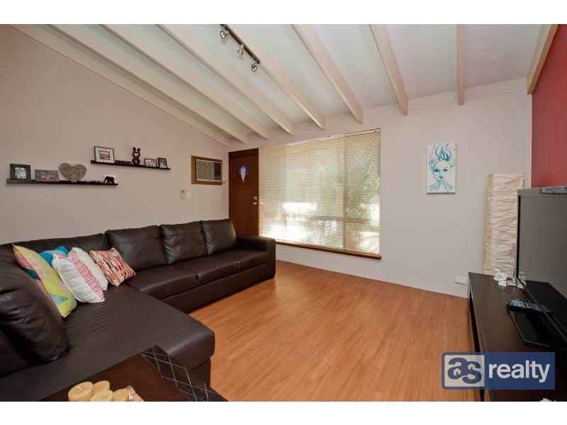 4/2 Nagel Place, Dianella WA 6059