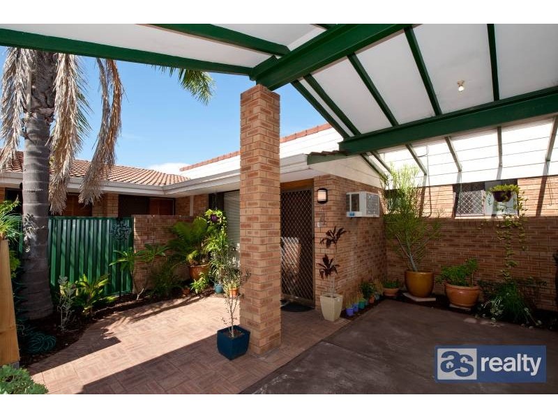 4/2 Nagel Place, Dianella WA 6059