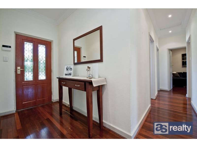 52 Hudson Street, Bayswater WA 6053