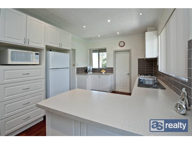 52 Hudson Street, Bayswater WA 6053