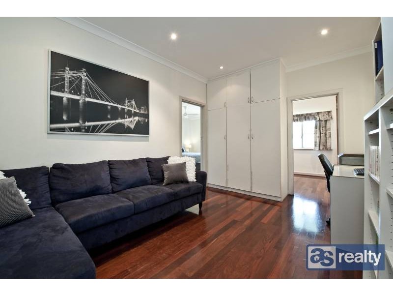 52 Hudson Street, Bayswater WA 6053