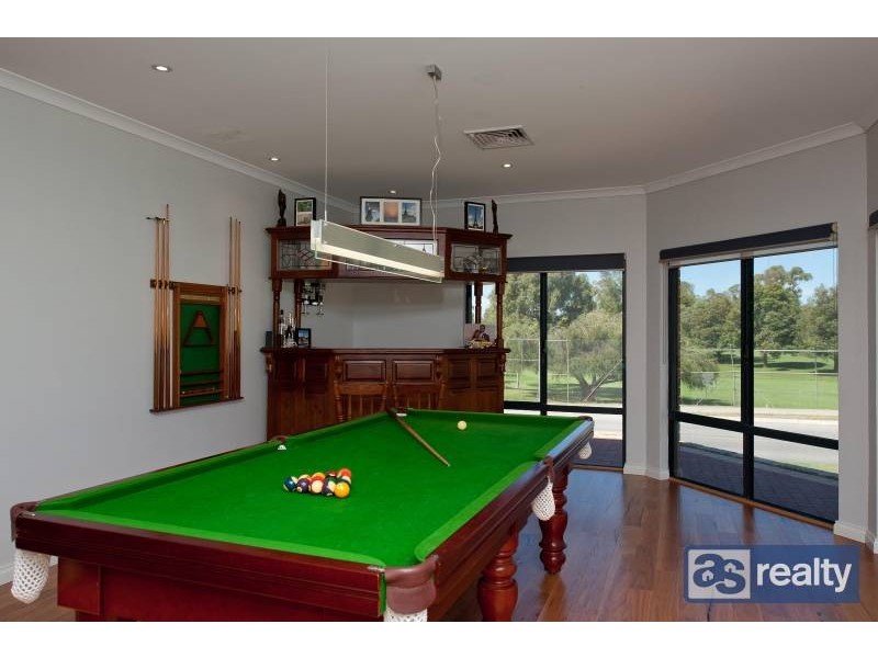 33 Parsons Street, Embleton WA 6062