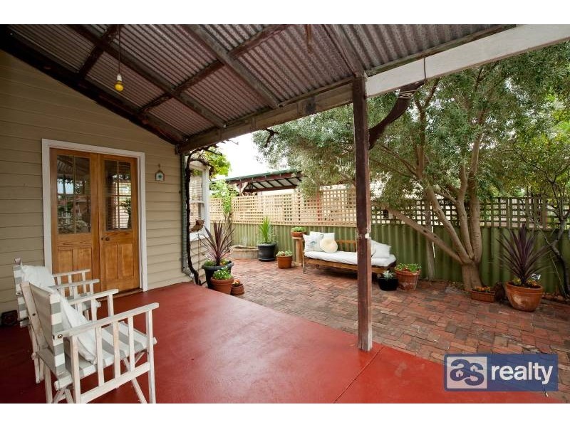 63 Ivanhoe Street, Bassendean WA 6054