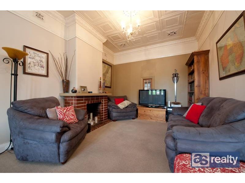 63 Ivanhoe Street, Bassendean WA 6054