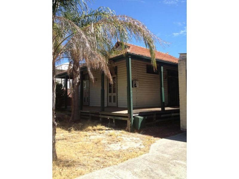 11 Fifth Avenue, Bassendean WA 6054