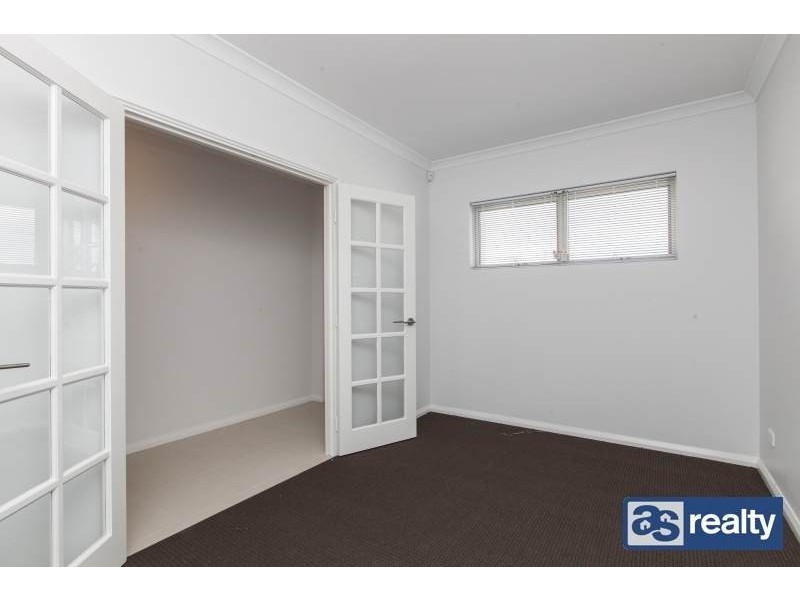 2/35 Clavering Road, Bayswater WA 6053