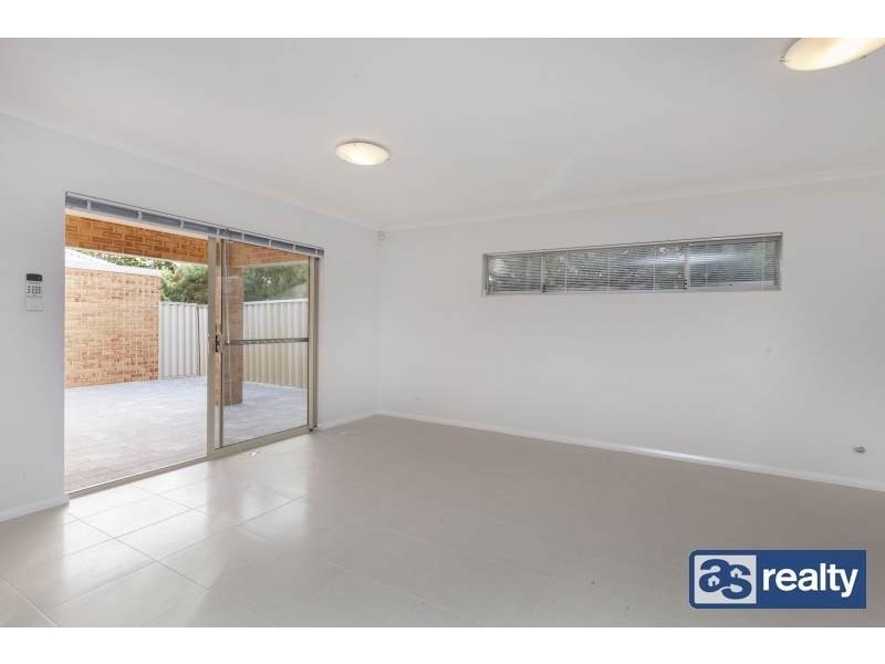 2/35 Clavering Road, Bayswater WA 6053