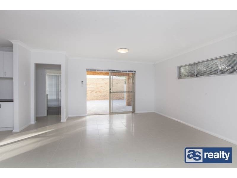 2/35 Clavering Road, Bayswater WA 6053