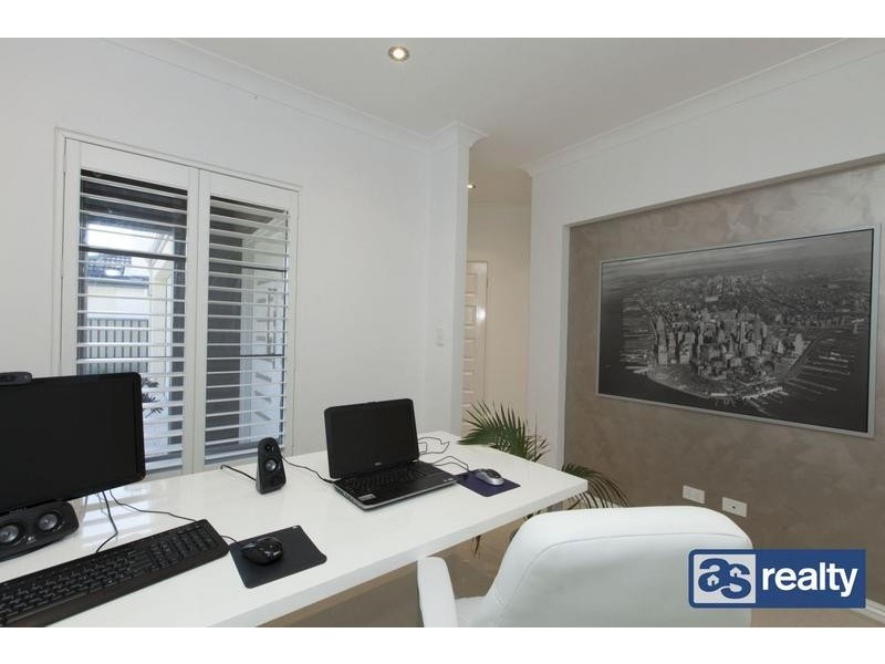 A/15 Towning Street, Embleton WA 6062