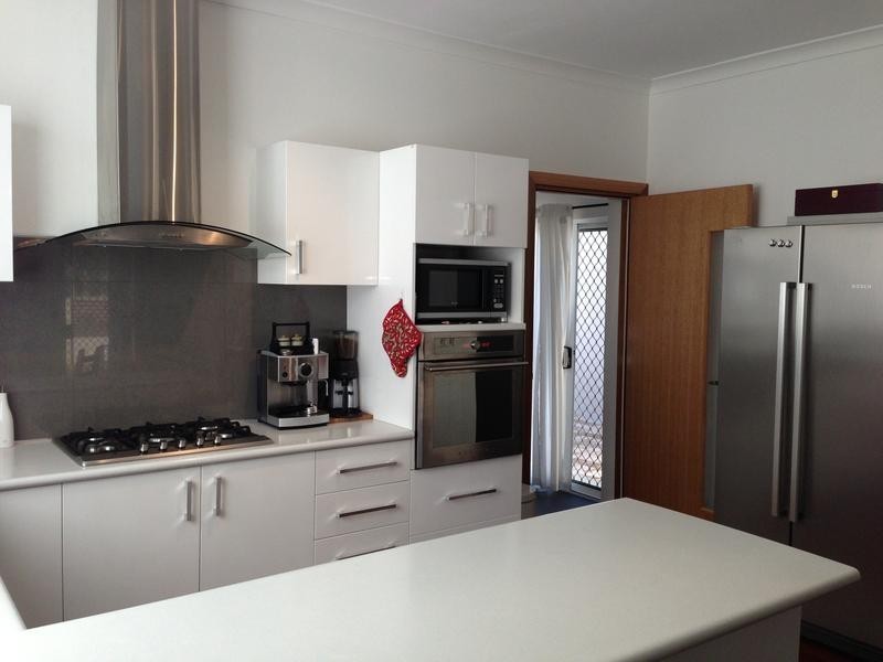 17 Priestley Street, Embleton WA 6062